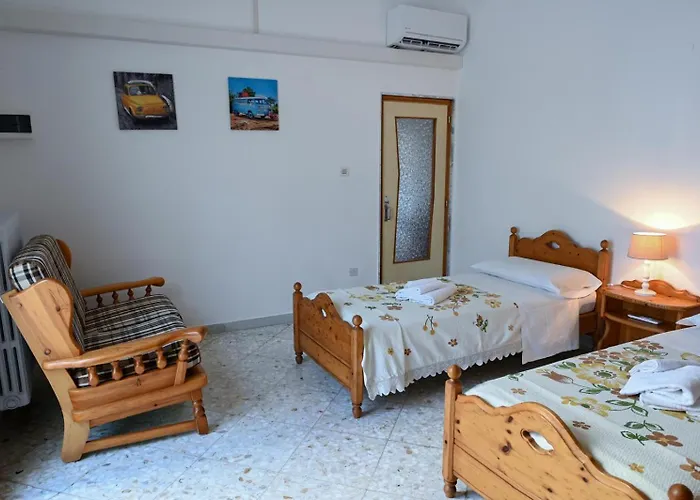 'largo Dei Sapori House' *